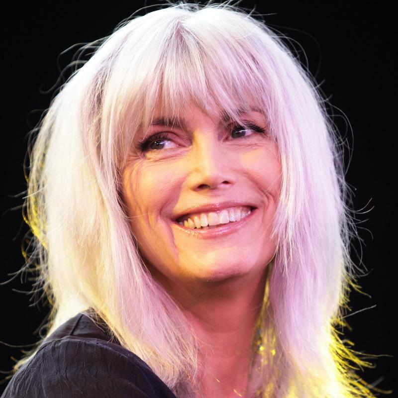 Singer-songwriter Emmylou Harris